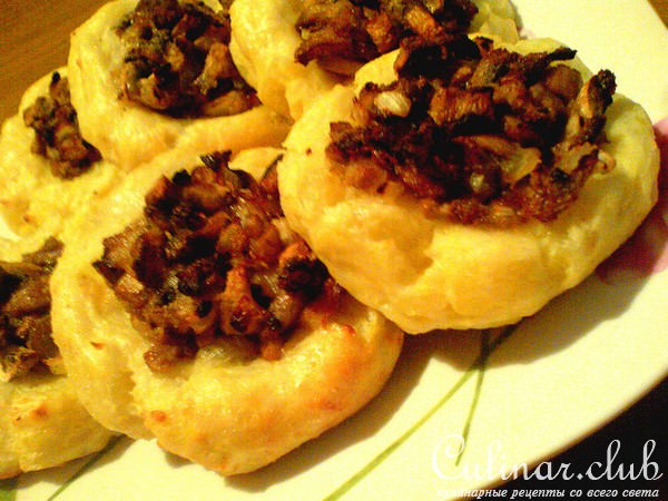 Картофельные ватрушки с грибами