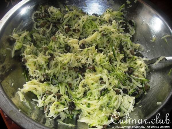Грибное суфле с цуккини и перепелиными яйцами