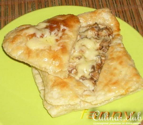 Слоеные сердечки с грибами