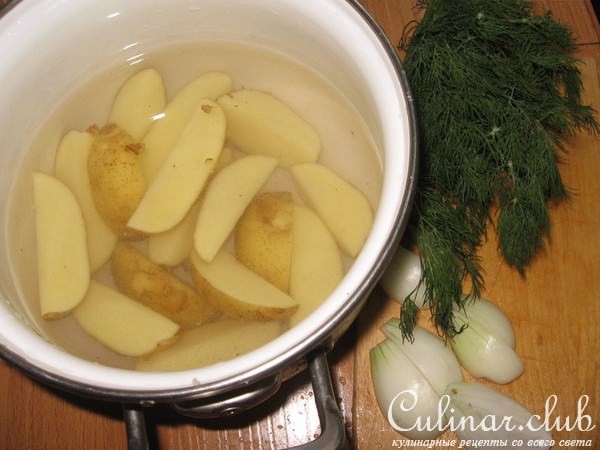 Картофель запечённый под соусом