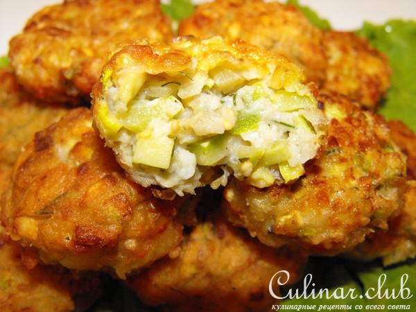 Фрикадельки из баклажанов и кабачков.