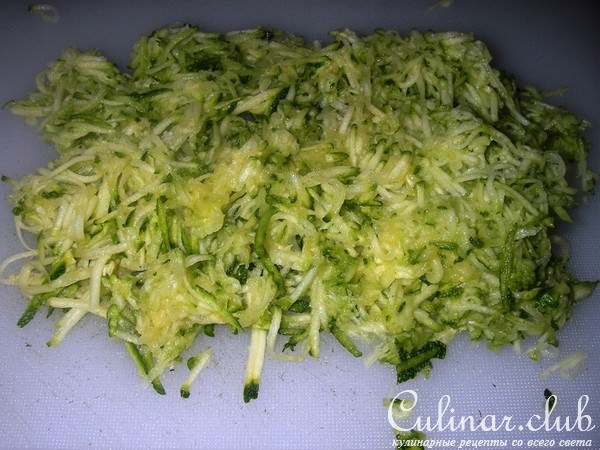Грибное суфле с цуккини и перепелиными яйцами