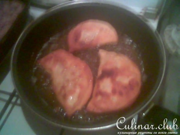Чебуреки (с картошкой)
