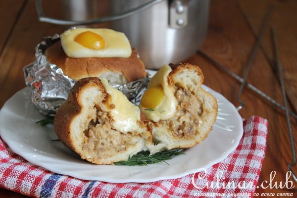 Рыбный "жюльен" в булочках