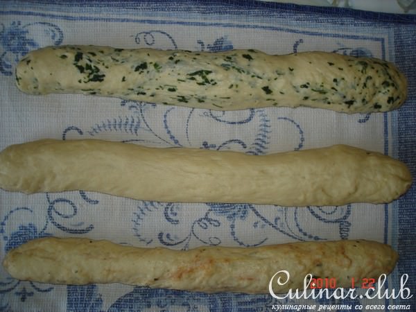 Хлебная плетенка с зеленью и красным перцем(вариант)