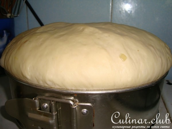 Белый хлебушек с луком