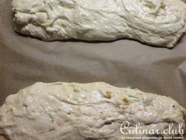 Фокачча с грецкими орехами и розмарином