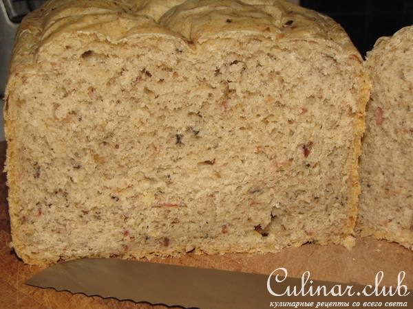 Хлеб с беконом, шампиньонами и луком (в хлебопечке).