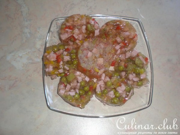 Сальтисон с колбасой и овощами