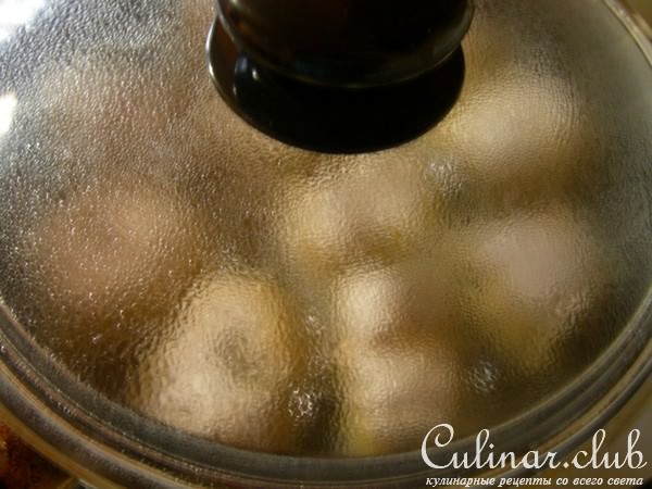 Рулеты из баклажанов с соусом сациви