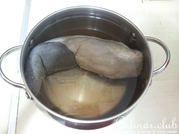 Паштет из языка с зелёным горошком и майораном .