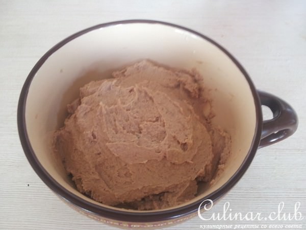 Паштет из языка с зелёным горошком и майораном .