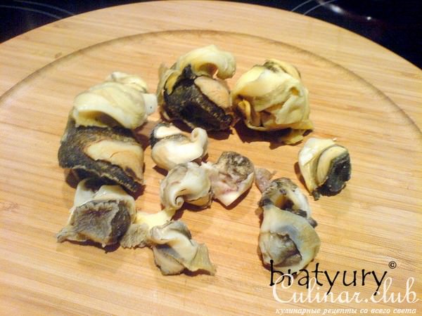 Холодная закуска из мяса моллюска рапаны