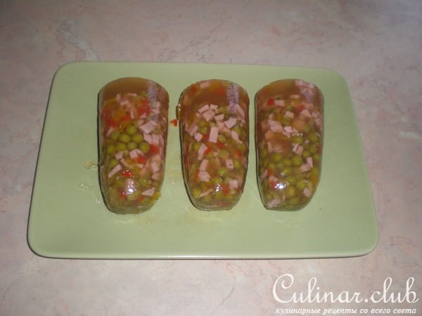 Сальтисон с колбасой и овощами