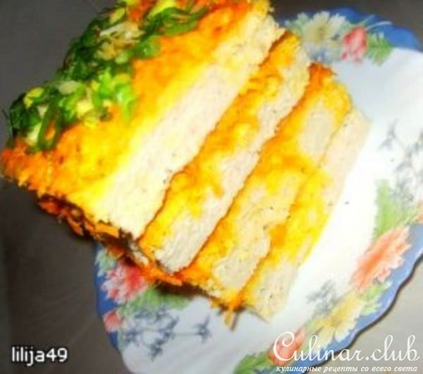 Закусочный торт из курицы с морковью