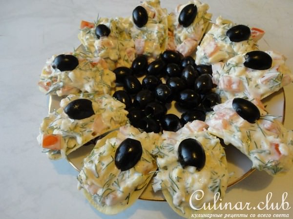 Пикантная закуска на чипсах
