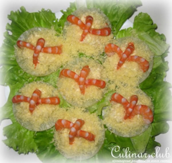 Ананасы с креветками