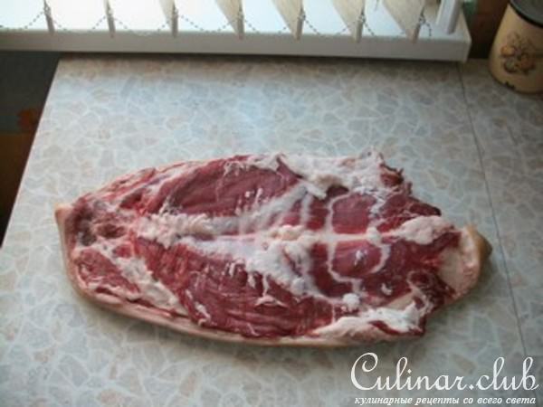 Рулет из свиной грудинки