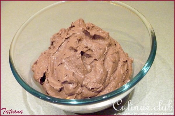 Паштет из куриной печени с вяленой клюквой и фисташками в клюквенном желе