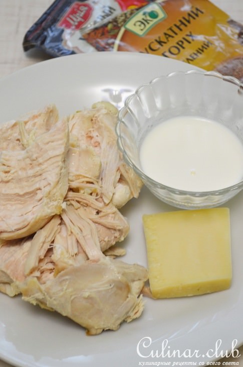 Закусочные шарики из курицы с начинкой.