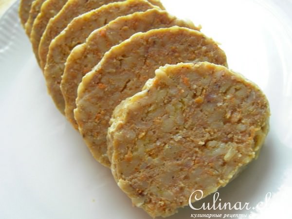 Дешевые вкусные колбаски из мяса и вермишели