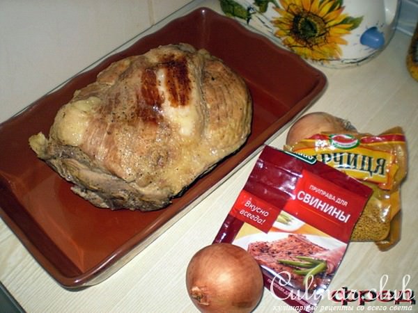 Мясо в луковой шубке