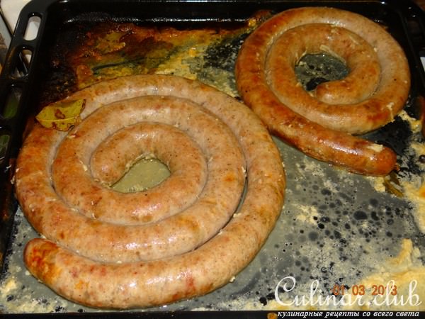 Нежная и ароматная домашняя колбаска