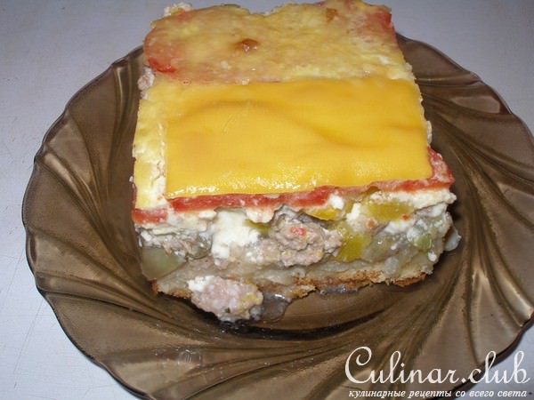 Киш с фаршем и овощами