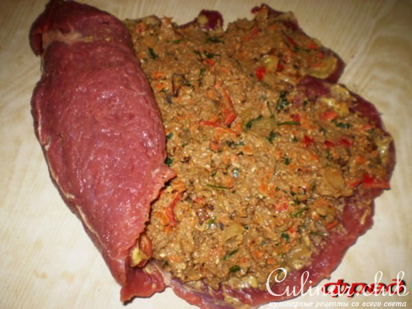 мясной рулет с печенью