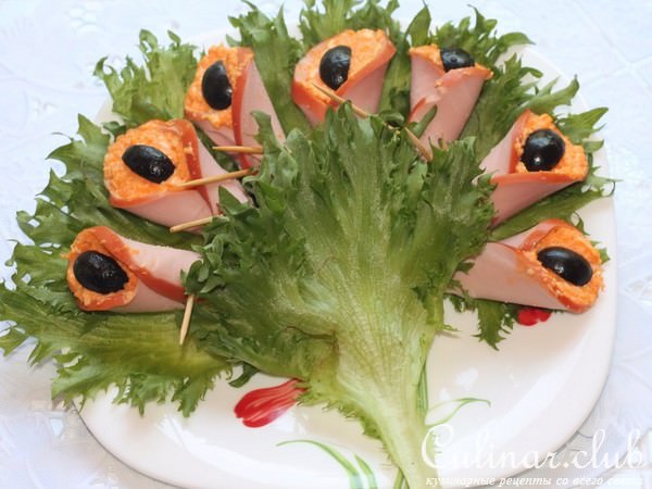 Закусочный колбасный букет