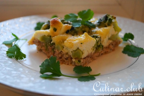 Запеканка с мясным фаршем и брокколи