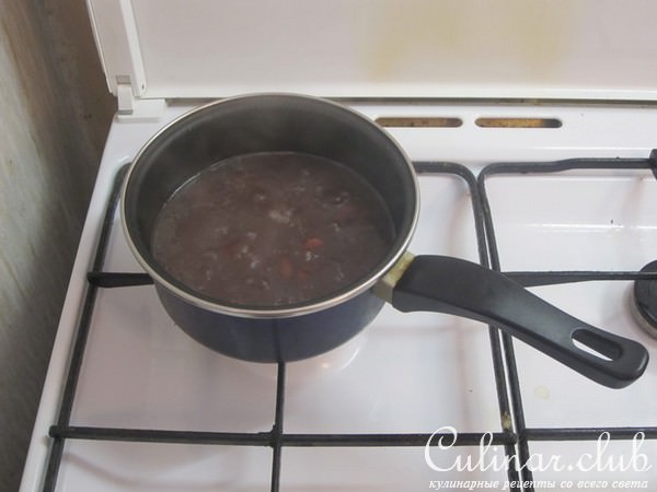 Паштет из красной фасоли.