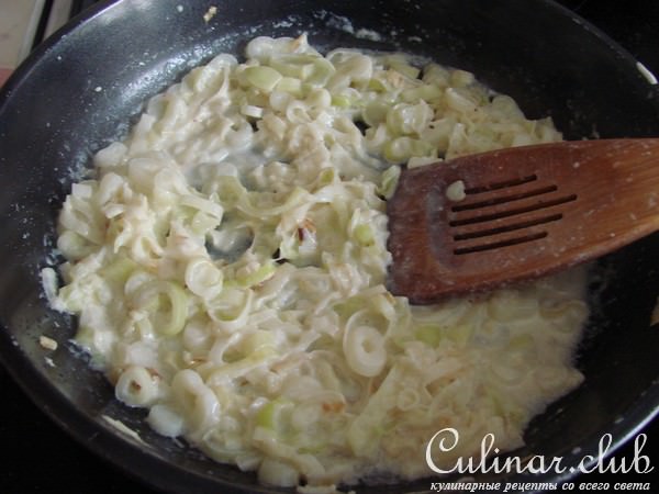 Картофельно-луковый крамбль