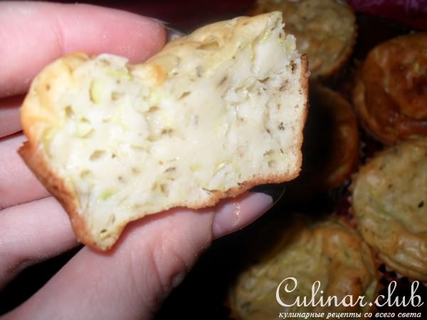 Кабачковые маффины с грибами.