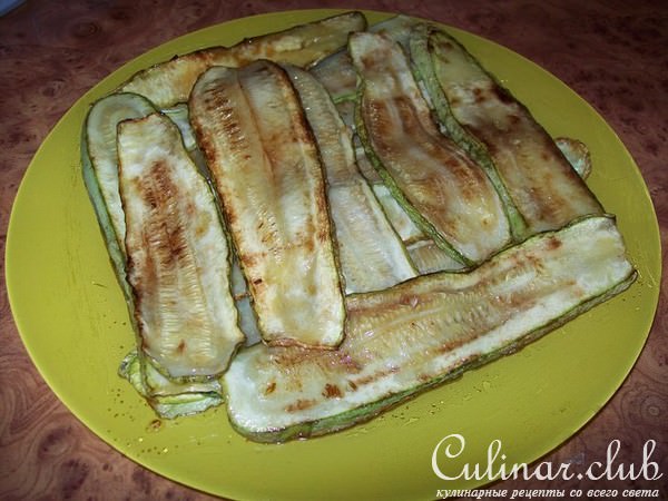 Кабачки слоёные, фаршированные.