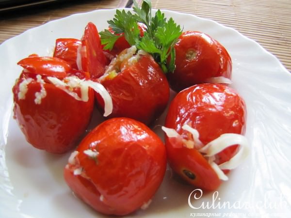 Квашеные фаршированные помидорчики по-армянски