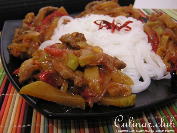 Кабачки с рисовой лапшой почти по-китайски. ФМ -эстафета.