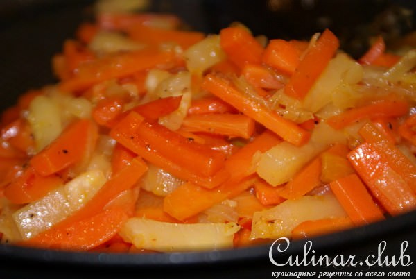 Пикантная закуска из моркови с ананасами