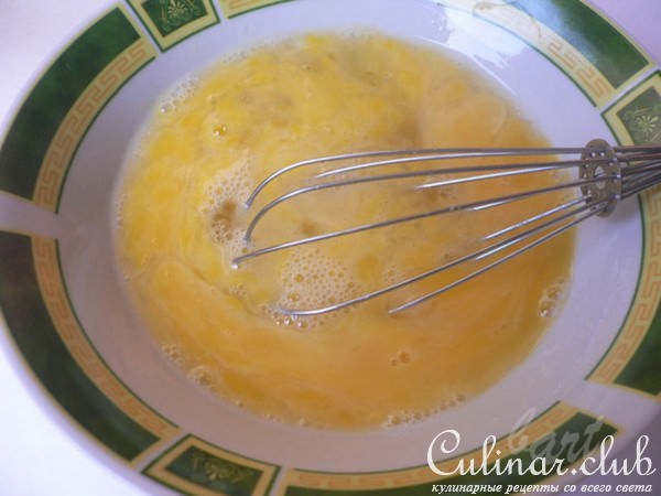 Фриттата с сыром и рыбой из духовки.