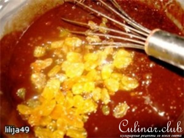 Экспресс-кекс шоколадный c изюмом