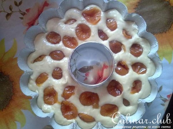 Сочный кекс с абрикосами