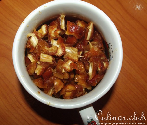 Финиковый кекс с орехами