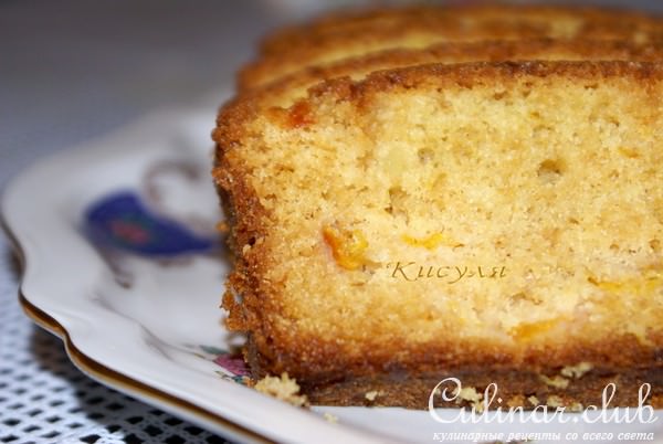 Апельсиновый кекс с миндалём и ромовой пропиткой