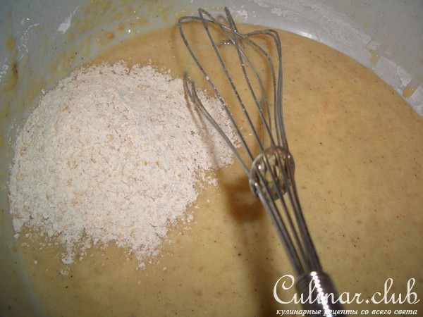 Маффины из куриного филе с мёдом.