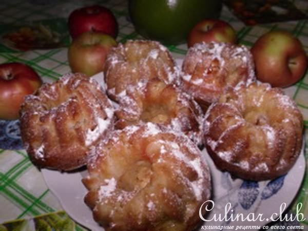 Кексики с грушами и мятным сиропом