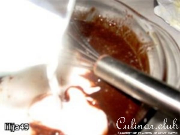 Экспресс-кекс шоколадный c изюмом