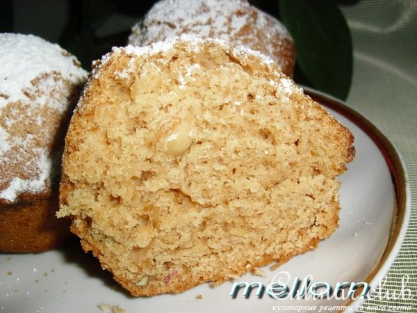 Кексы из ирисок с орехами