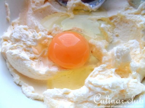 Кекс с брокколи и оливками
