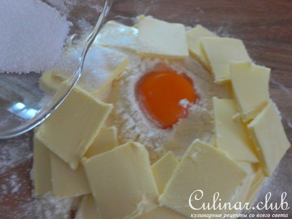 Ореховые шарики (печенье с орехом и персиковым вареньем)