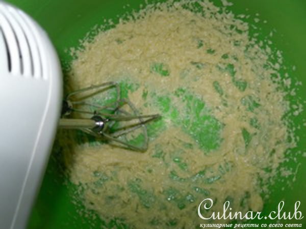 Кекс на сгущенном молоке с изюмом ("Кексюлька" для подружки Дашульки)